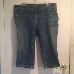 Low Waist-Denim Capris👖